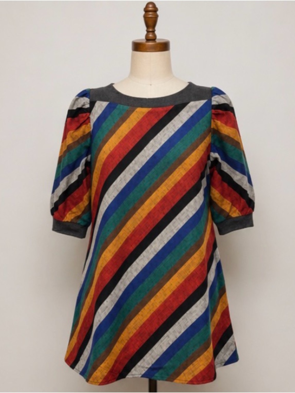 Vintage Harvey Celler California Stripe Shift Dress USA Size 14 Retro 3/4 Sleeve
